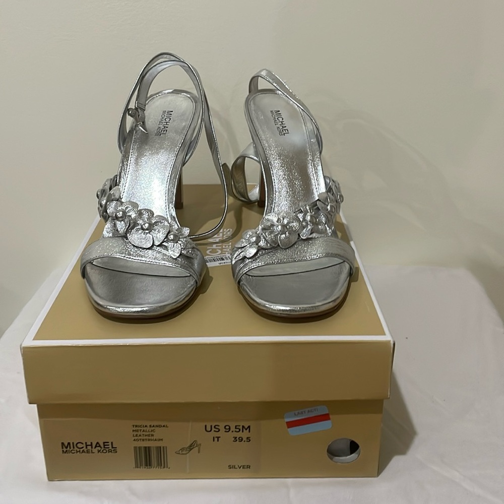 Michael Kors Metallic Leather Shoes